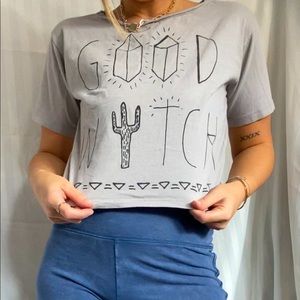 Cropped graphic tee 😈